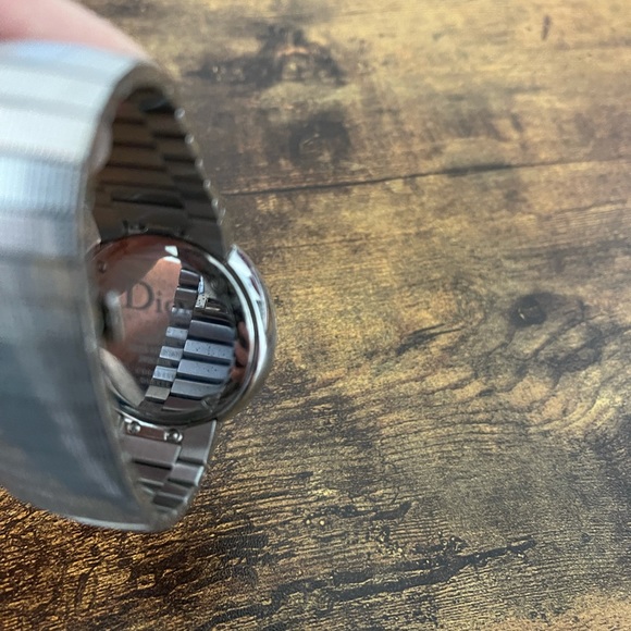 Authentic Dior ladies watch EUC - Picture 5 of 7